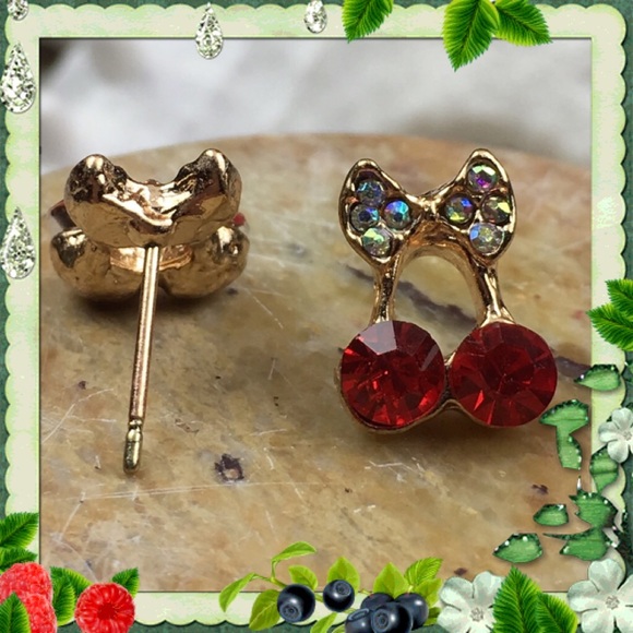1-HOUR SALE Cherry 🍒 Earrings - Picture 4 of 7